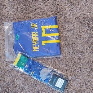 Jersey Tee and socks